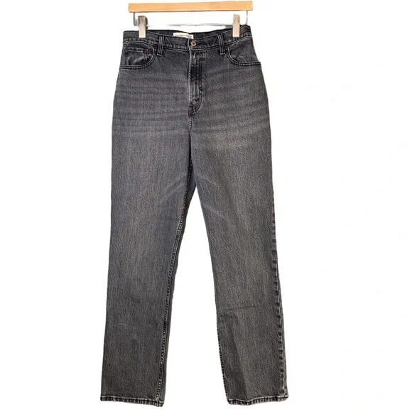 NEW Abercrombie & Fitch 90s Straight Ultra High Rise Jeans Black W 29 L 29 Short - Picture 4 of 15